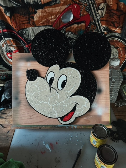 WOODEN MICKEY-VINTAGE COLOURS