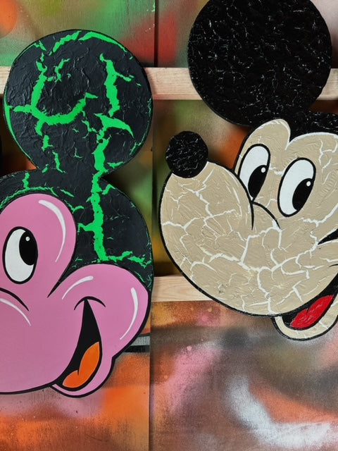 WOODEN MICKEY-NEON COLOURS